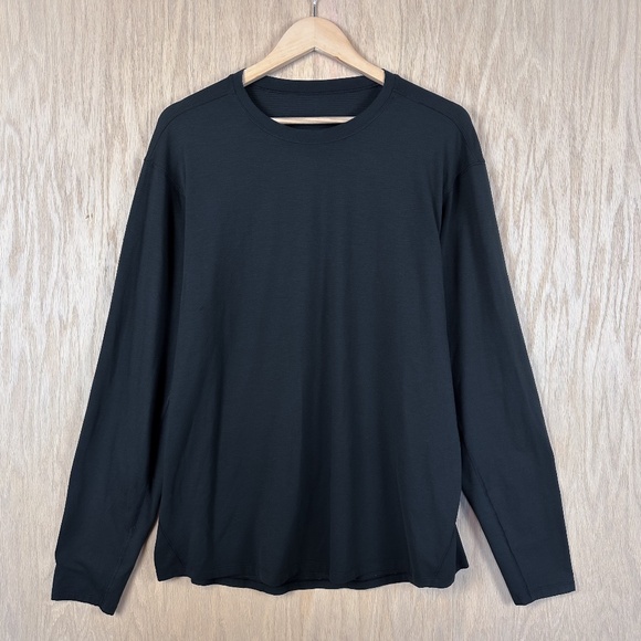 Lululemon Long Sleeve Crewneck - Picture 1 of 8